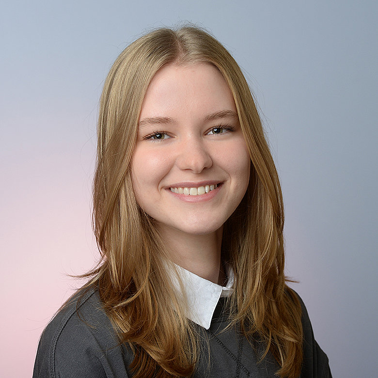 Alena Junge